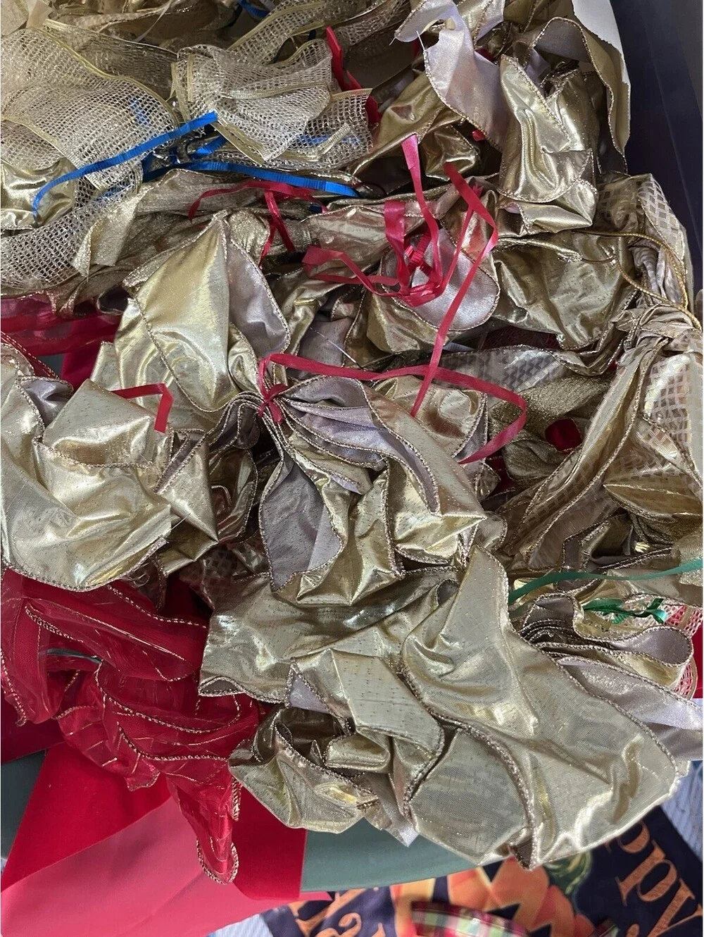 Vintage Christmas Floral Red Bows Ribbons Log Bundle